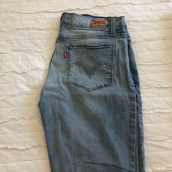 levi skinny jeans - Picture 2 of 4